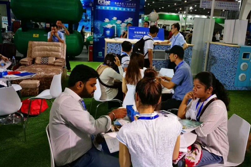 名企聚首广州，2018亚洲泳池SPA博览会昨日开幕