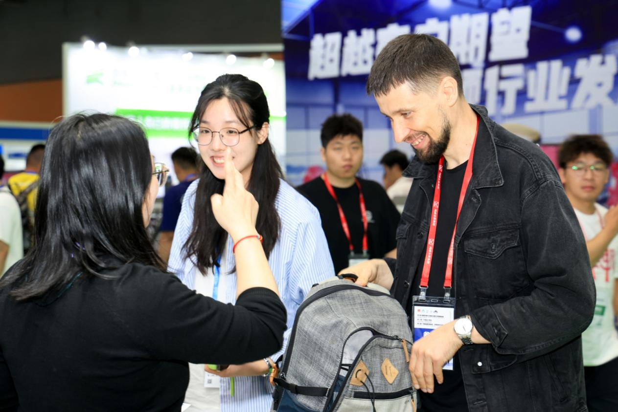 1732585055231379.png 图片3.png