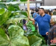 广州：民众“打卡”亚洲花卉产业博览会乐享周末