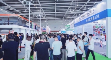 凹印演示会热势不减！运城制版高速印刷机稳控全色系水墨
